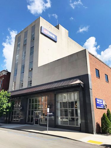 Office Building: 33 W 2nd St, Maysville, KY 41056